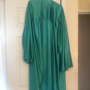 2016 Female High School Graduation Gown
